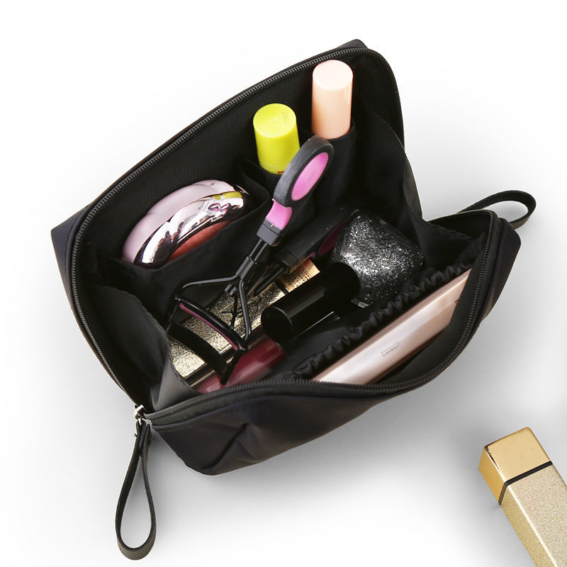 Mini Trousse Maquillage Femme – Compacte & Stylée pour Sac à Main