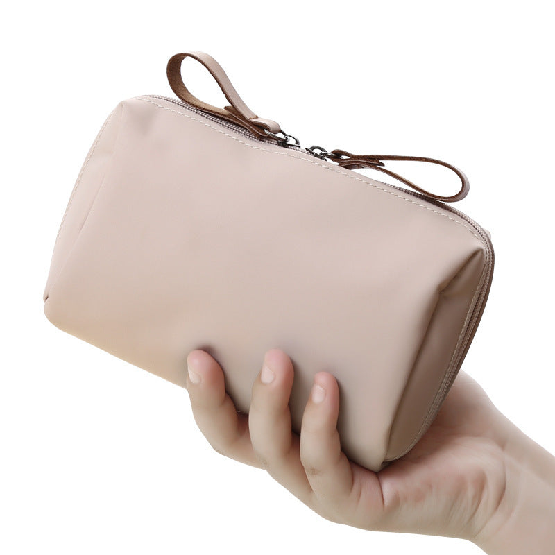Mini Trousse Maquillage Femme – Compacte & Stylée pour Sac à Main