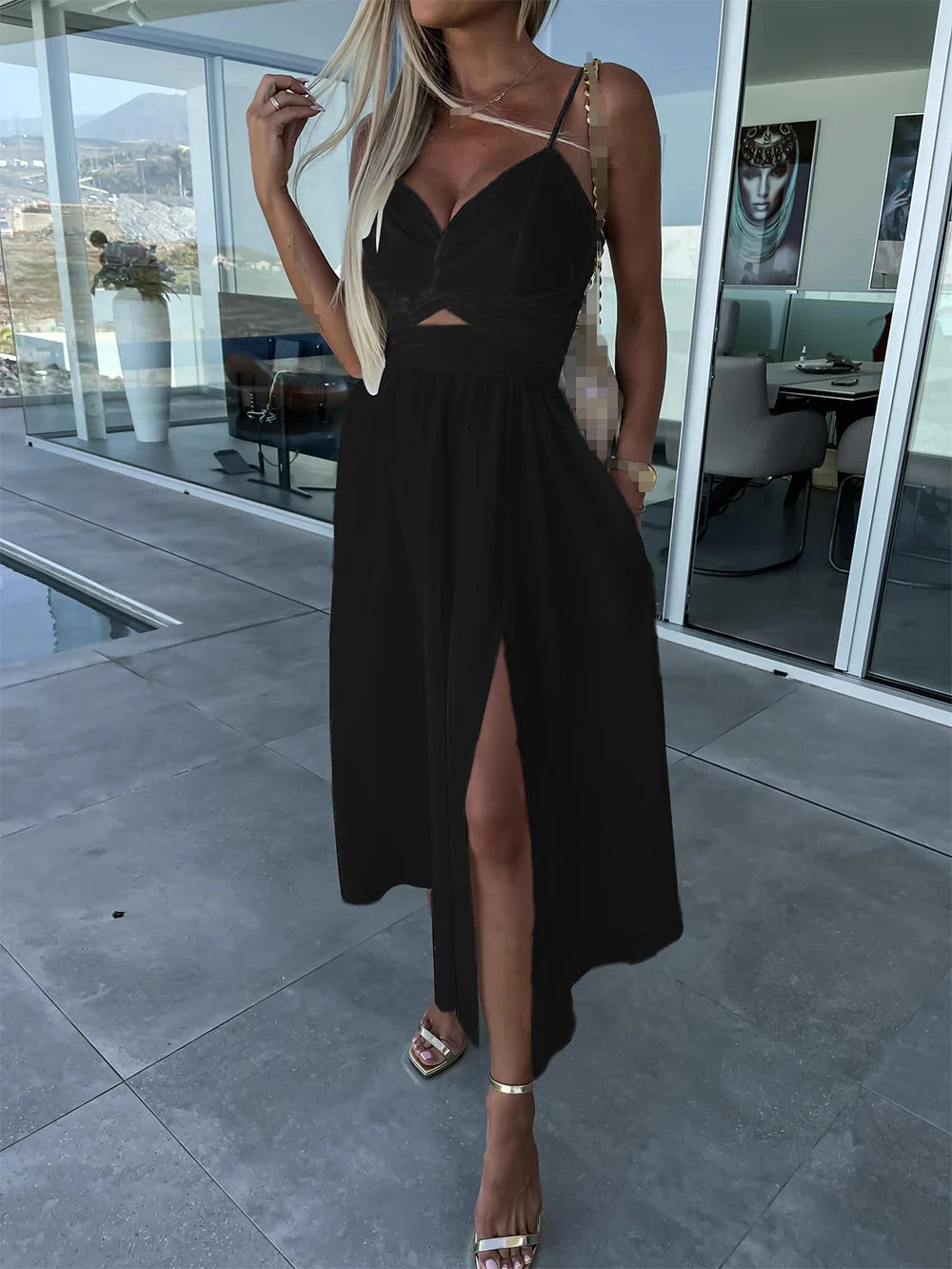 Robe d’Été à Bretelles Col V – Élégance Fluide & Style Corset Décontracté